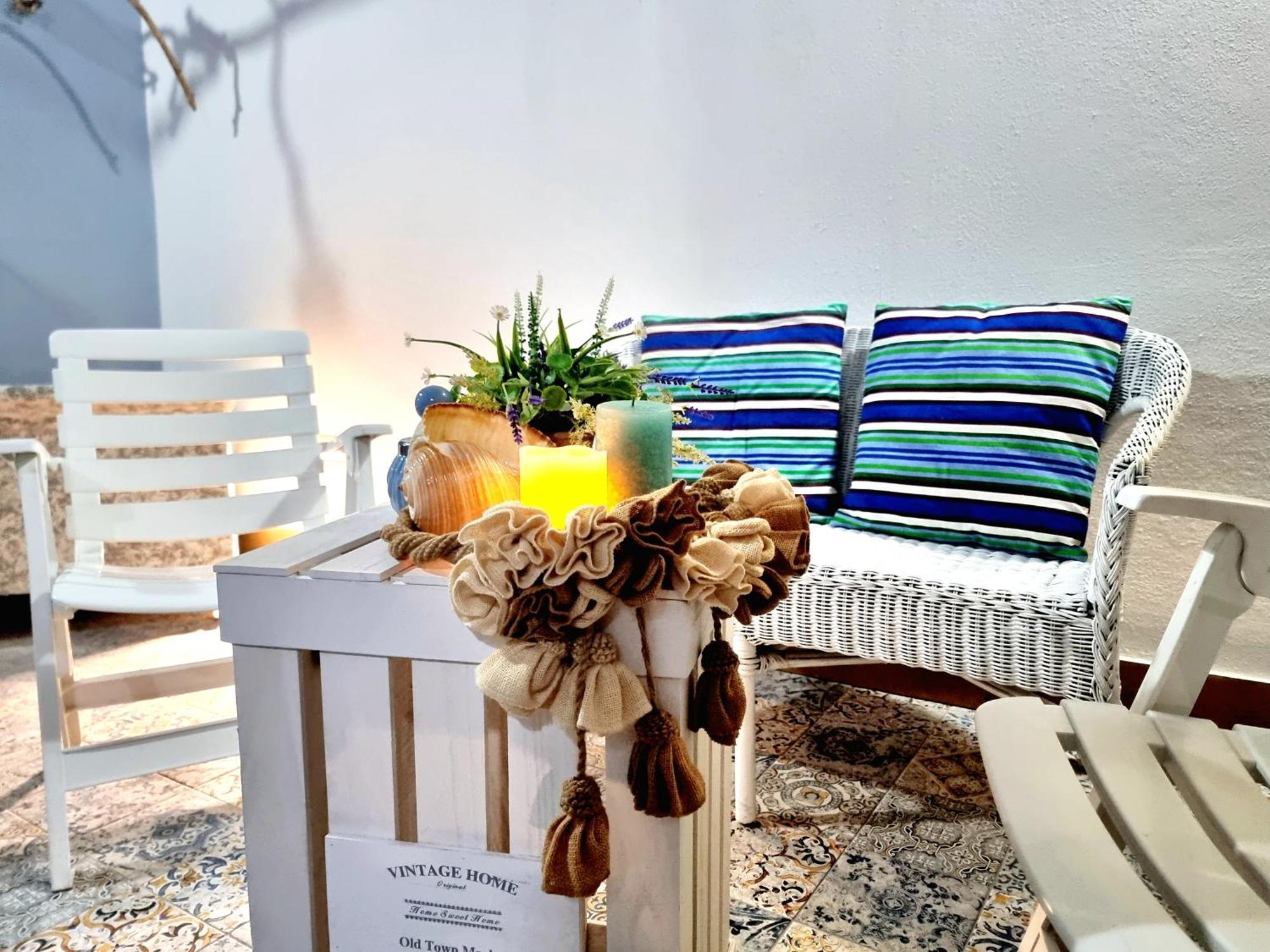 Hotel Golden House à Porto Torres Extérieur photo