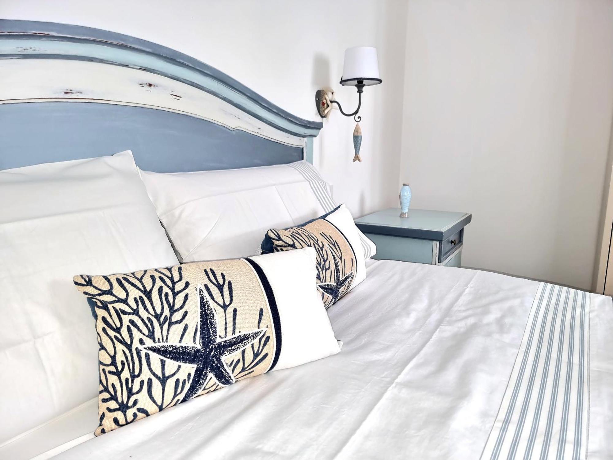 Hotel Golden House à Porto Torres Extérieur photo